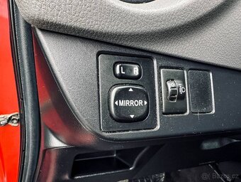 Toyota Yaris 1.0 VVT-i Power - 19