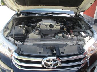 Toyota Hilux 2.4 D-4D ČR 2.MAJ hardtop - 19