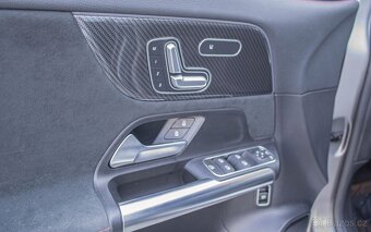 Mercedes-Benz GLA 200 d 4MATIC A/T - 19
