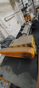 Vyfukovací stroj TONVA TVA-30L - 19