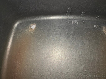 Fritéza Tefal Versalio deluxe 7v1 + 2 další vnitřní nádoby + - 19