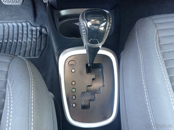 Toyota Yaris 1.5 Hybrid 74kW Automat/1maj - 19