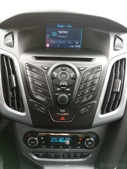 Ford Focus Titánium 1.6TDCI,85kw,rv-2011,najeto 207634km. - 19