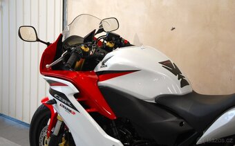 Honda CBR 600 F - velmi hezký stav - 19