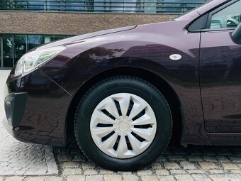 Subaru Impreza 1.6i BENZÍN 4x4 MANUÁL SERVISKA - 19