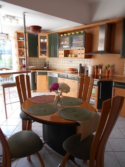 Prodej krásného RD se zahradou u Hradce Králové - 19