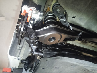 Chrysler Pacifica 3,6L, kůže, radar, 7míst, 2021, nový model - 19