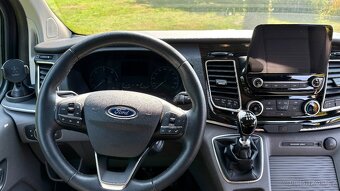 Ford Tourneo Custom - 19