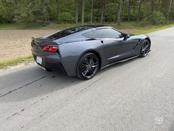 Chevrolet Corvette C7 Targa strecha luxusni stav - 19