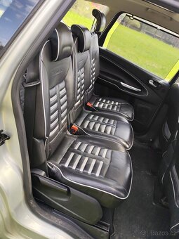 FORD S-MAX TITANIUM ULTIMATE BENZÍN 2.0i 107KW - 19