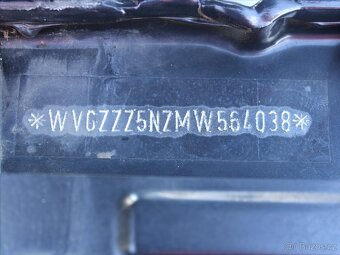 Volkswagen  VW Tiguan 2,0 TDI 4Motion DSG R-Line Tov.Záruka - 19