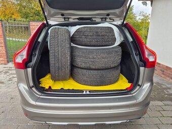 Volvo XC60 2.4 D4-4wd-133kw-2015-Facelift-162tis Km- - 19