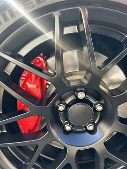 Ford Mustang Shelby GT 500 V8 SVT - 19