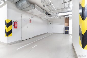 Prodej bytu 1+kk, 76 m2 s terasou a zahradou, Praha 5 - Stod - 19