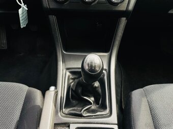 Subaru Impreza 1.6i BENZÍN 4x4 MANUÁL SERVISKA - 19
