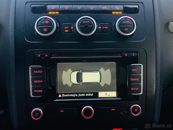 Volkswagen Touran 1.2TSI 77KW MANUÁL SENZORY VÝHŘEV SERVISKA - 19
