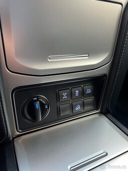 Toyota Land Cruiser 150/2022/DPH - 19