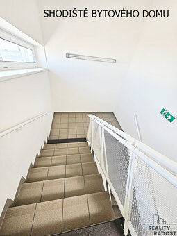 Pronájem dvou reprezentativních kanceláří 10 a 15 m2, možnos - 19