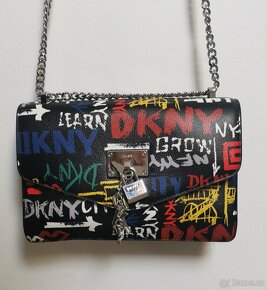 Limitovaná edice kabelky DKNY Elissa Multi Brush - 19