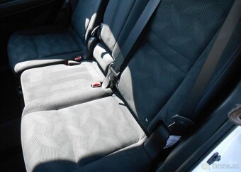 Nissan X-Trail 1,6 120kW Serviska EXKLUSIV benzín - 19