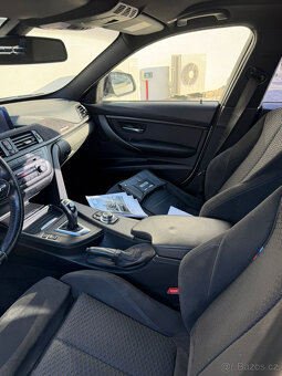 BMW 320d M Performance, 135 kW, automat, TOP stav - 19