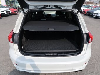 Ford Focus 1.5TDCi,88kW,STline,1majČR,DPH - 19