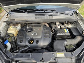 Hyundai Tucson 4x4 2.0 CRDi 103 KW-TAŽNÉ-KLIMA-2007-193 tkm - 19