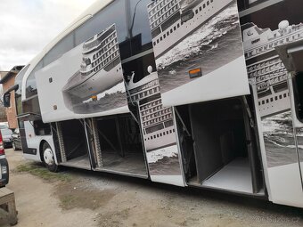 MERCEDES TRAVEGO 17shd - 19