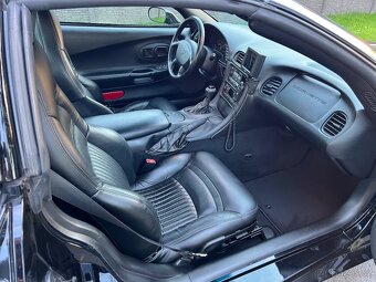 Chevrolet Corvette C5, targa, 5.7L, 1997, TOP stav - 19
