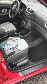 ŠKODA ROOMSTER 1.4i 16V 63kW, r.v.2009 - 19