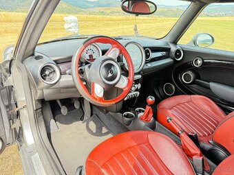 Mini Cooper D - MG31 - 19