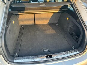 Audi A4 Avant 3.0 tdi 176kw S-Line r.v.2010,Serviska - 19