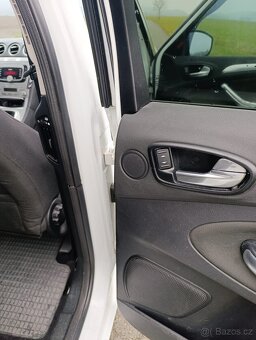 Ford S-Max 2.5i TURBO / 162KW /  VÝHŘEV / KLIMA / SERVIS / - 19