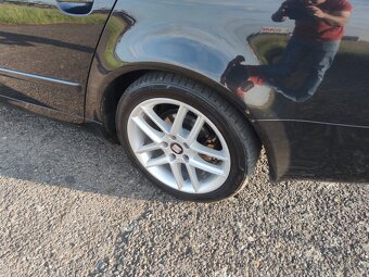 SEAT EXEO 2.0 TDI-105 KW - 19
