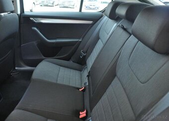 Škoda Octavia 2,0TDI STYLE DSG ACC NAVI ČR - 19