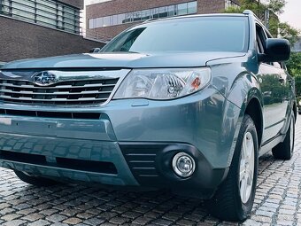SUBARU FORESTER 2.0i 4x4 AUT TAŽNÉ SERVISKA - 19