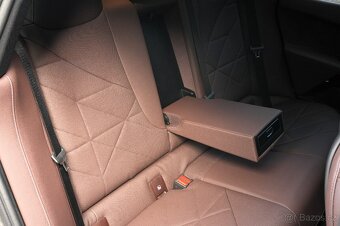 BMW IX xDrive 50 385 kW, Panorama, Tažné, Záruka, SoH 97.5% - 19