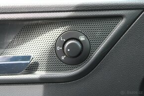 SEAT TOLEDO - RAPID 1,2 TSI NOVÉ V ČR,REFERENCE,2015 - 19