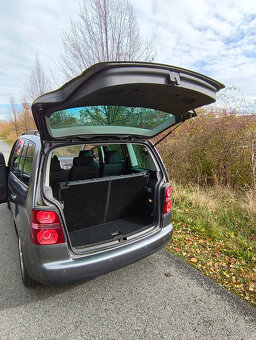 Volkswagen Touran, 1.9 TDi 77kW, 7 míst - 19