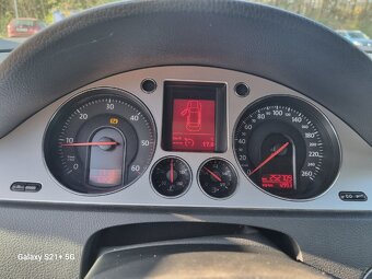 PASSAT B6 2.0TDI 4MOTION SPORT - 19