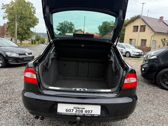 Škoda Superb II 1.4tsi 92kw /tažné/senzory/2011 - 19
