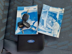 Ford Tourneo Connect, 1.MAJ. SER.KNIHA, 8 MÍST - 19