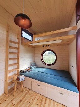 Luxusní tiny house z přírod. materiálů, design mobilní dům - 19