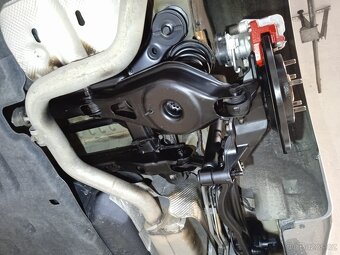 Chrysler Pacifica 3,6L SPORT, ALU 20'', panorama, 66.000 K - 19
