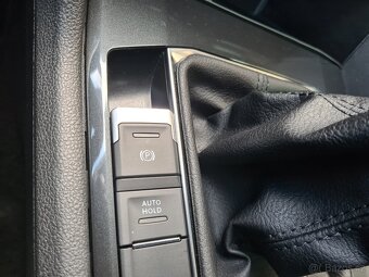 VOLKSWAGEN TIGUAN 2,0 TDI DPH NAVI LED TEMPOMAT - 19