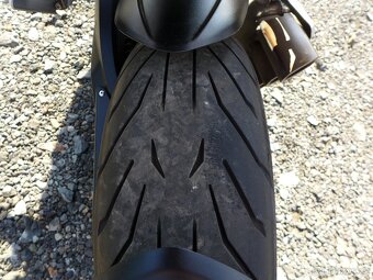 MV Agusta Stradale 800 - 19