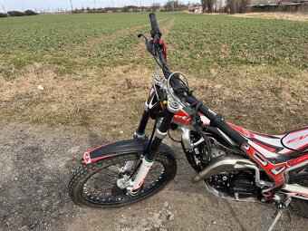 Trial Beta 300 2T 2018 - 19