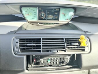 FIAT ULYSSE 2,2JTD 07/2005 NAJETO 172000km, 94kW - 19