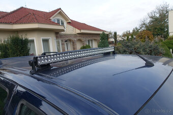 Nissan Navara DoubleCab 2.5 dCi XE, M6, 140kW, 4d. - 19