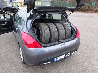 Peugeot 308 1.6i r.v.2010 serviska STK:9/2027 - 19